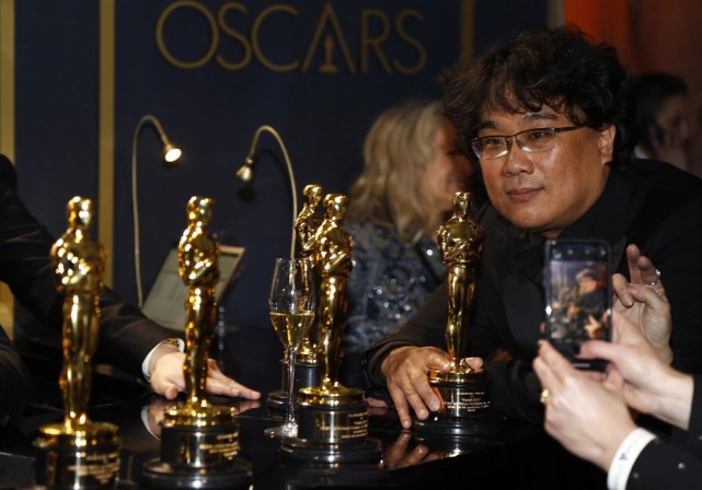 《寄生虫》席卷奥斯卡，被称韩国电影之光，主演片酬最高仅470万
