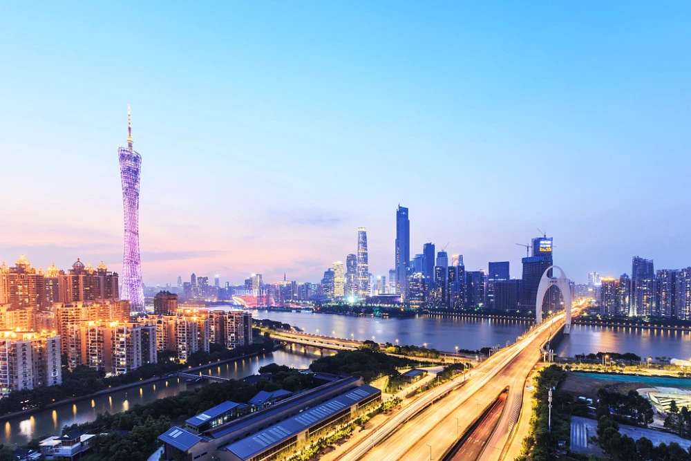 中国20个“最有钱”城市引热议：北京人均存款超20万！